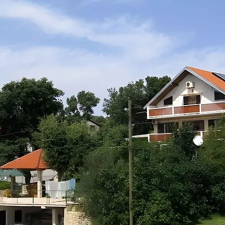 5 Apartman