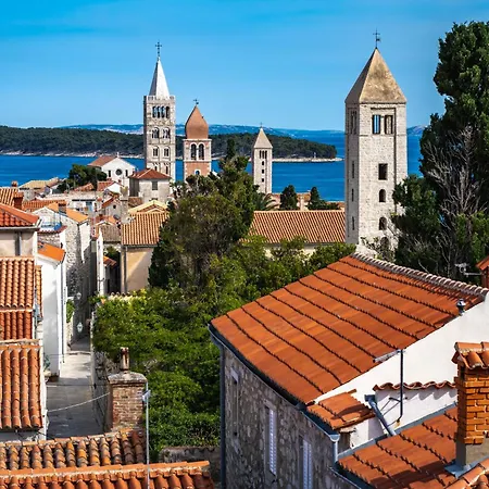 5 Supetarska Draga